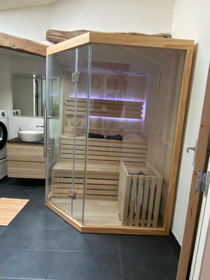 Charmant Appartement Avec Spa Fontenay-le-Comte Luaran gambar