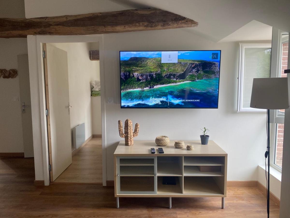Charmant Appartement Avec Spa Fontenay-le-Comte Luaran gambar