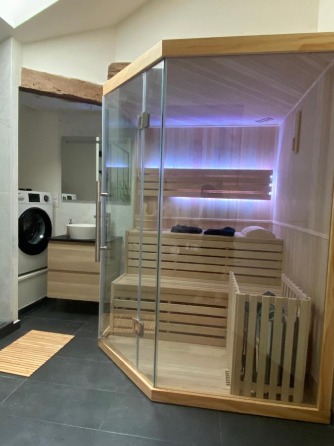Charmant Appartement Avec Spa Fontenay-le-Comte Luaran gambar